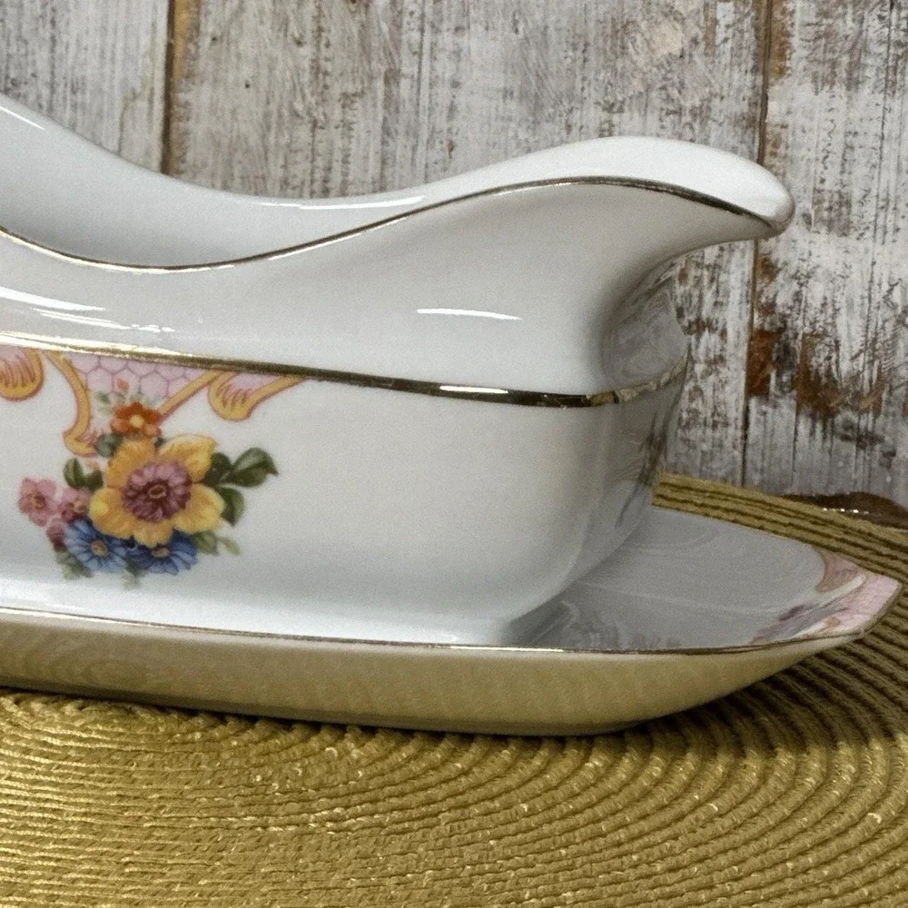 Vintage‎ Epiag Bridal Rose Gravy Boat Czechoslovakia 1930s With Underplate